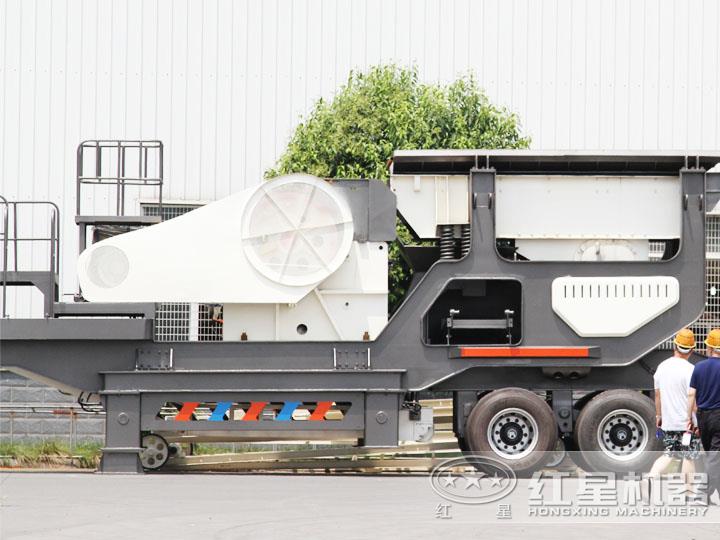 客户到场参观轮胎移动破，七大？椋嘀肿楹希阌没枨