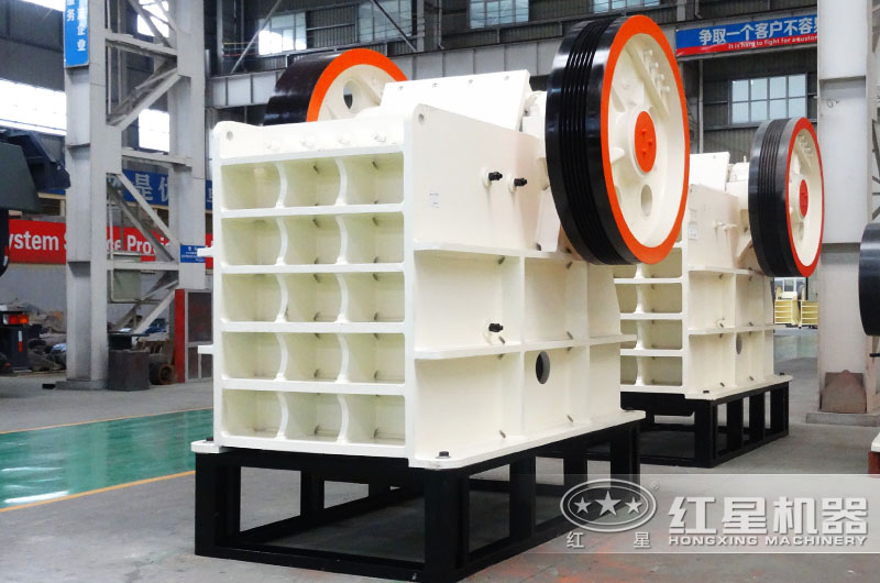鄂式破碎机：可破碎各种建筑垃圾
